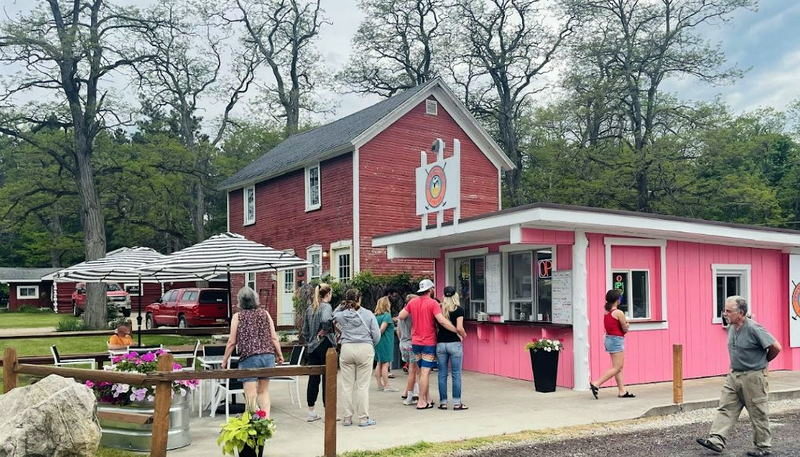 Kates Sweet Shop & Mini Golf (Buds Mini Golf, Lochen Wood Mini Golf and Ice Cream) - Web Listing